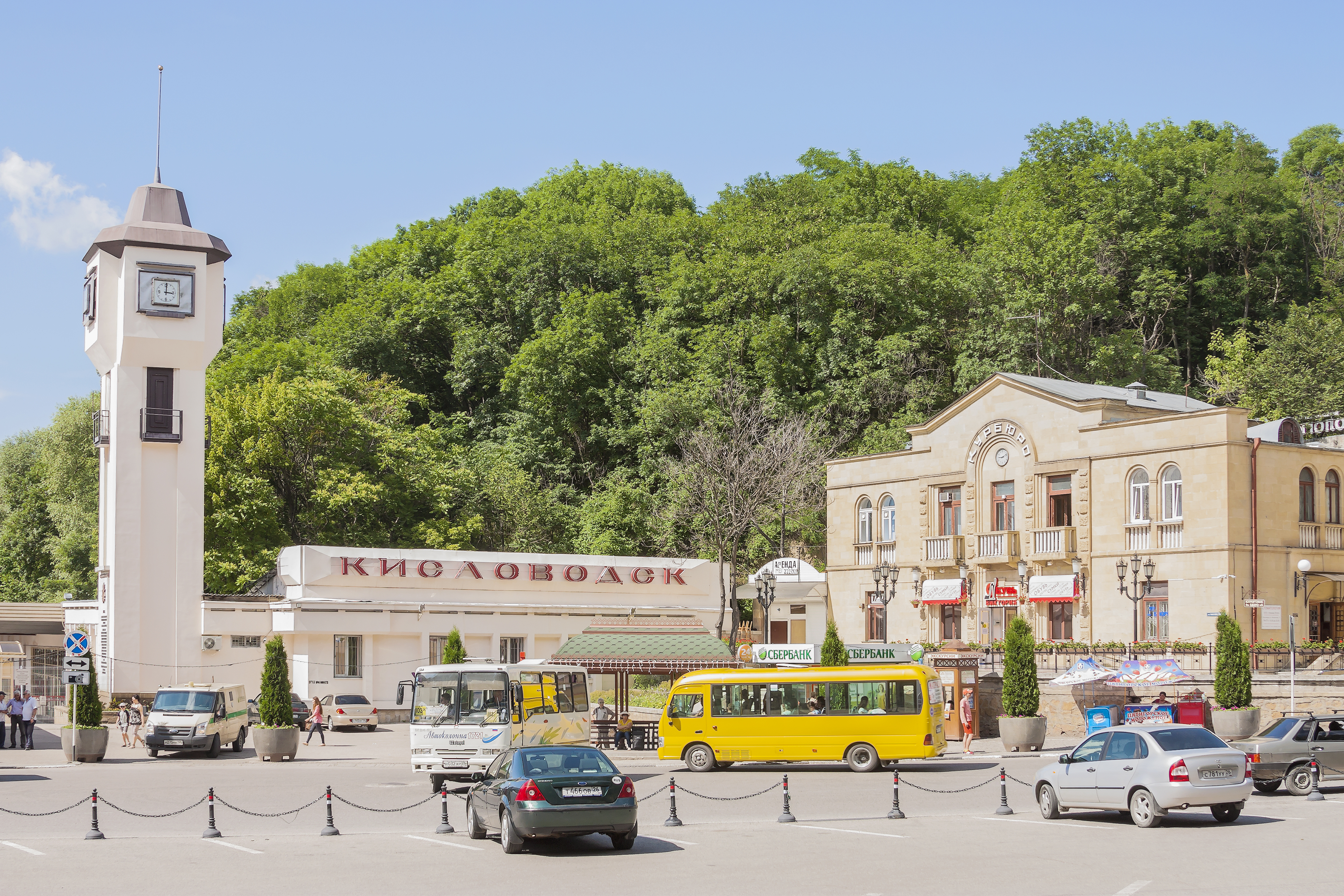 Файл:The building of the railway station IMG 3376.jpg — Википедия