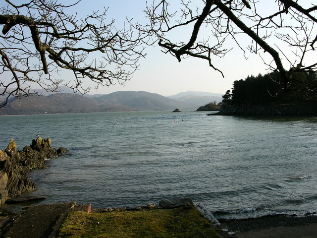 File:View from Beach Fegla Fawr - geograph.org.uk - 392665.jpg