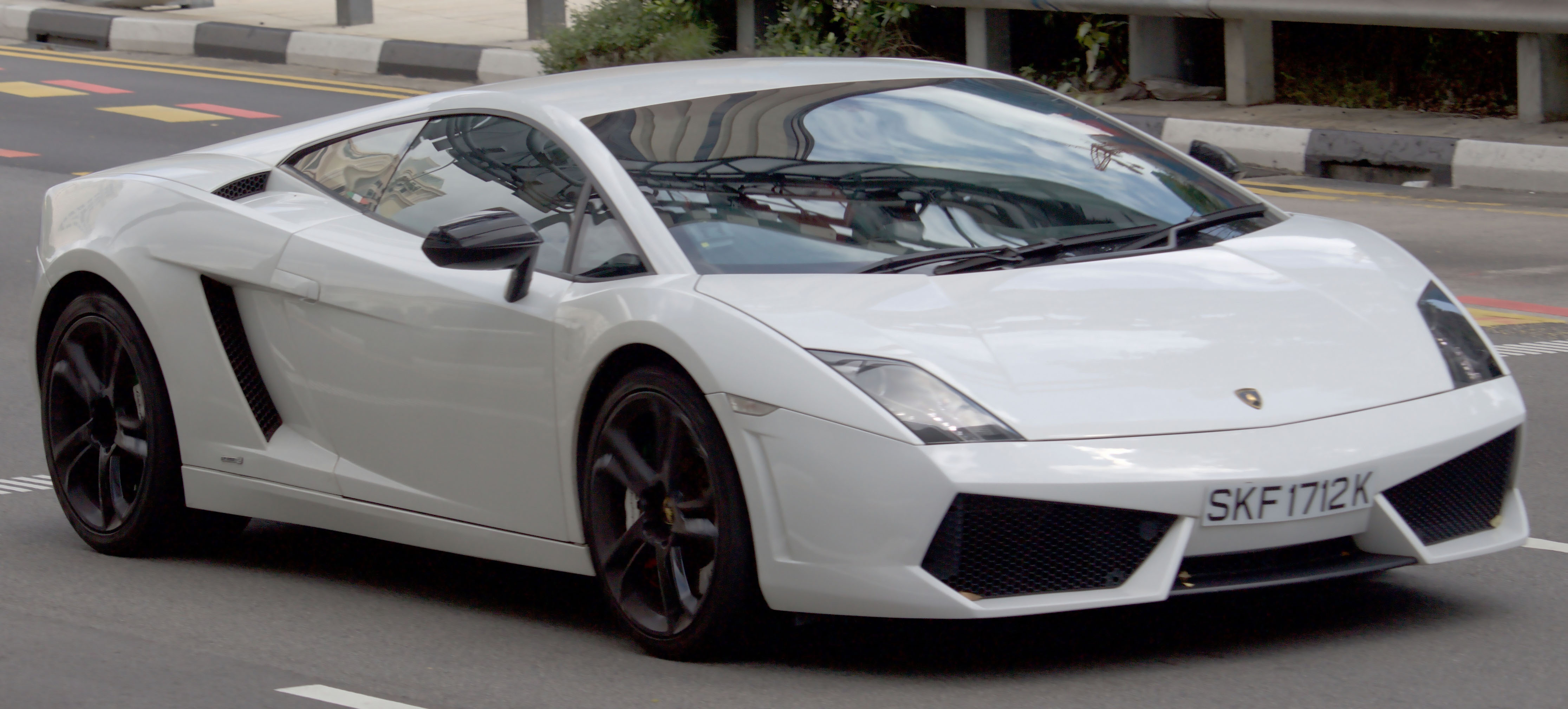 lamborghini gallardo 
