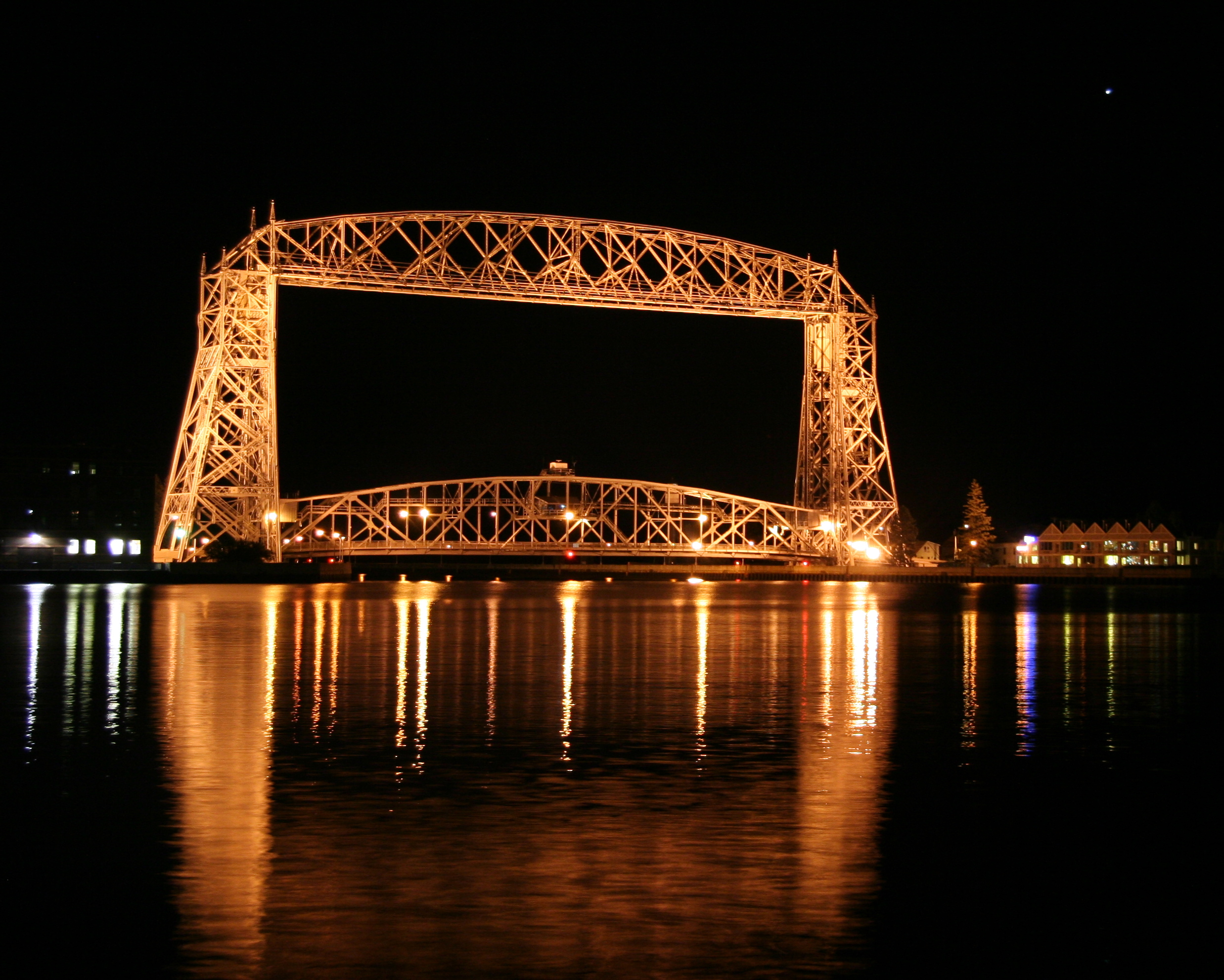 duluth superior bridge