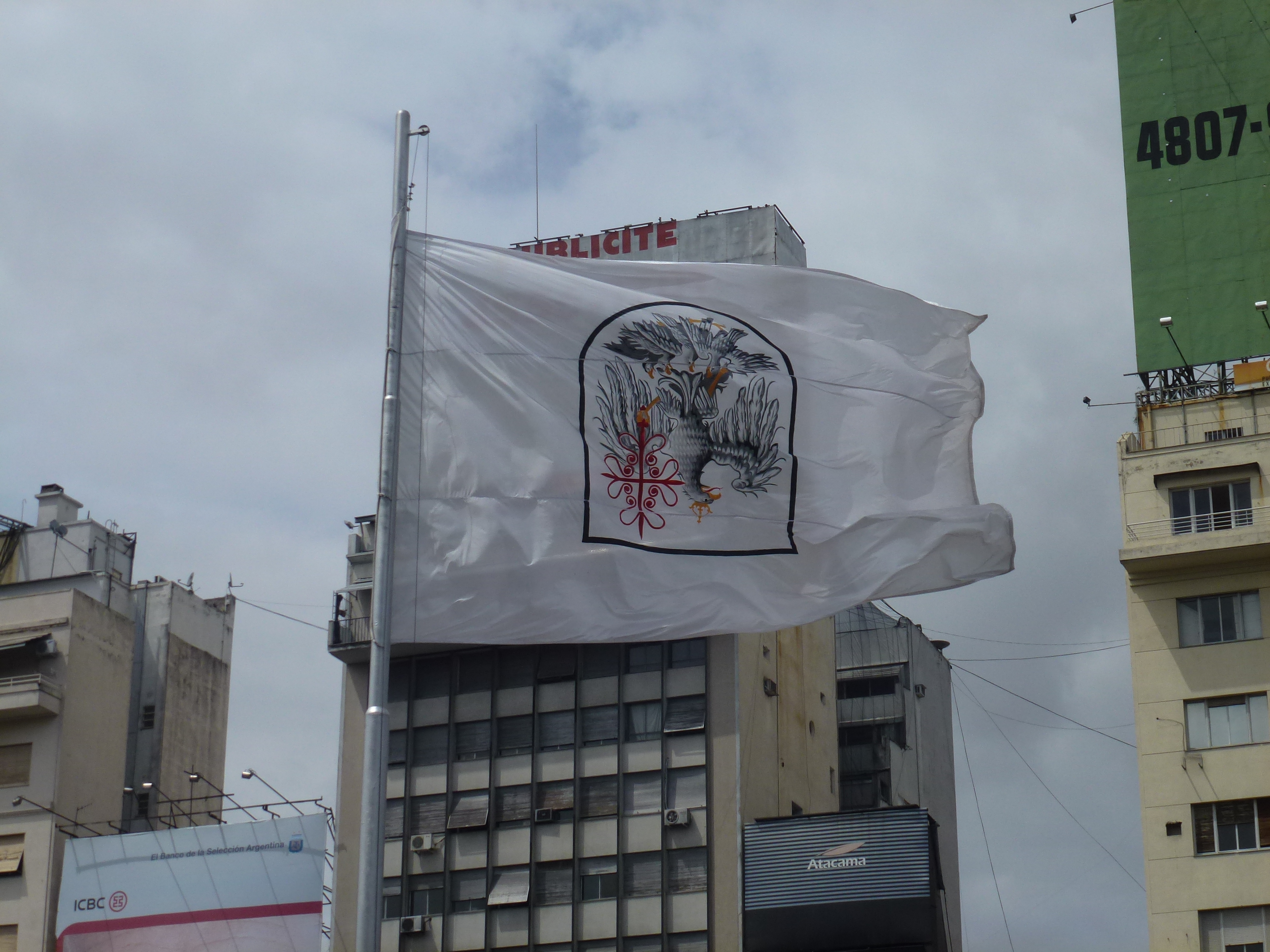 [[Bandera de la Ciudad de Buenos Aires