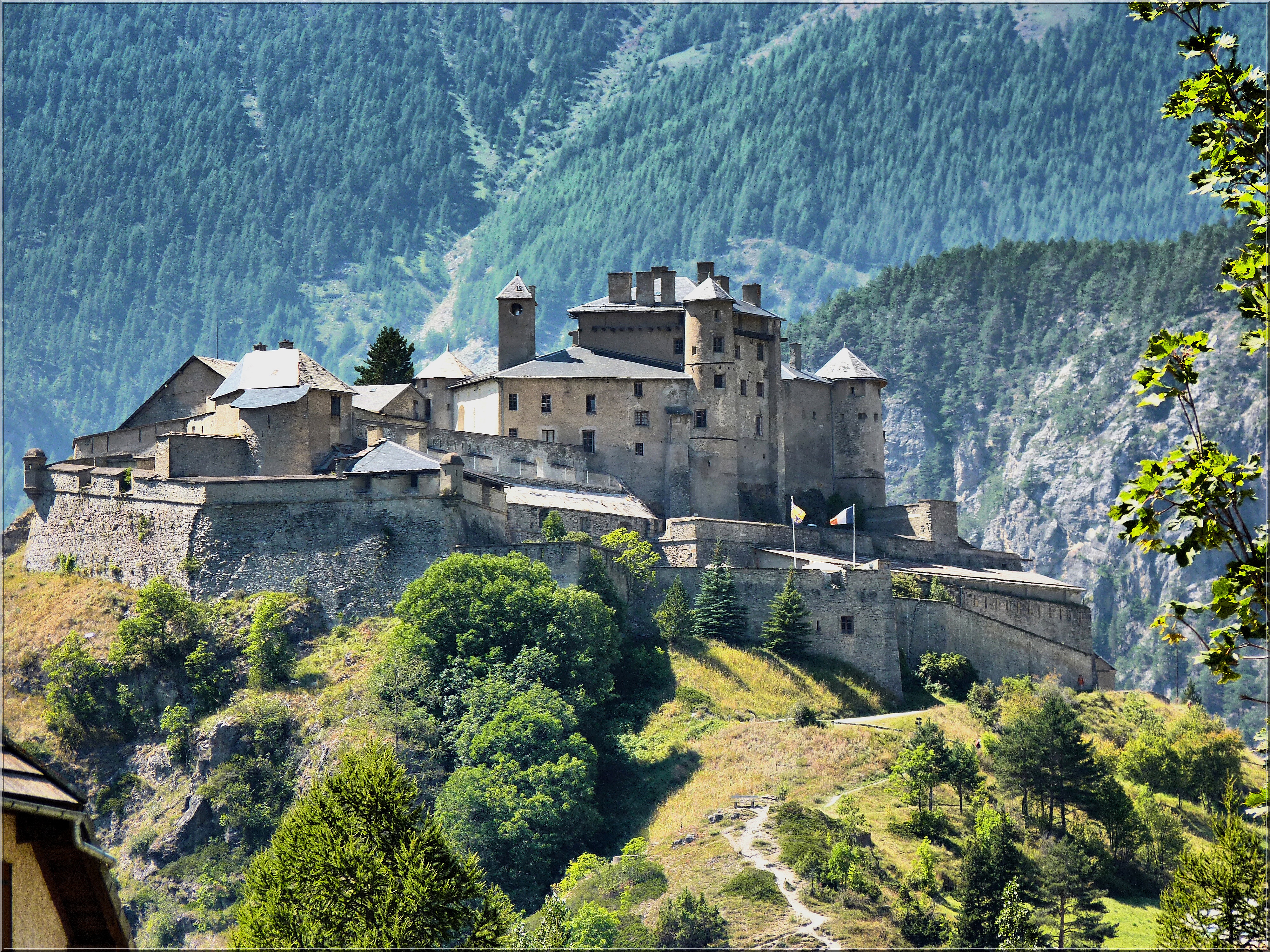 Fort-Queyras (Château-Ville-Vieille)