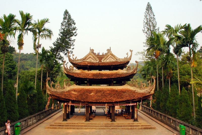 File:Chùa Hương.jpg