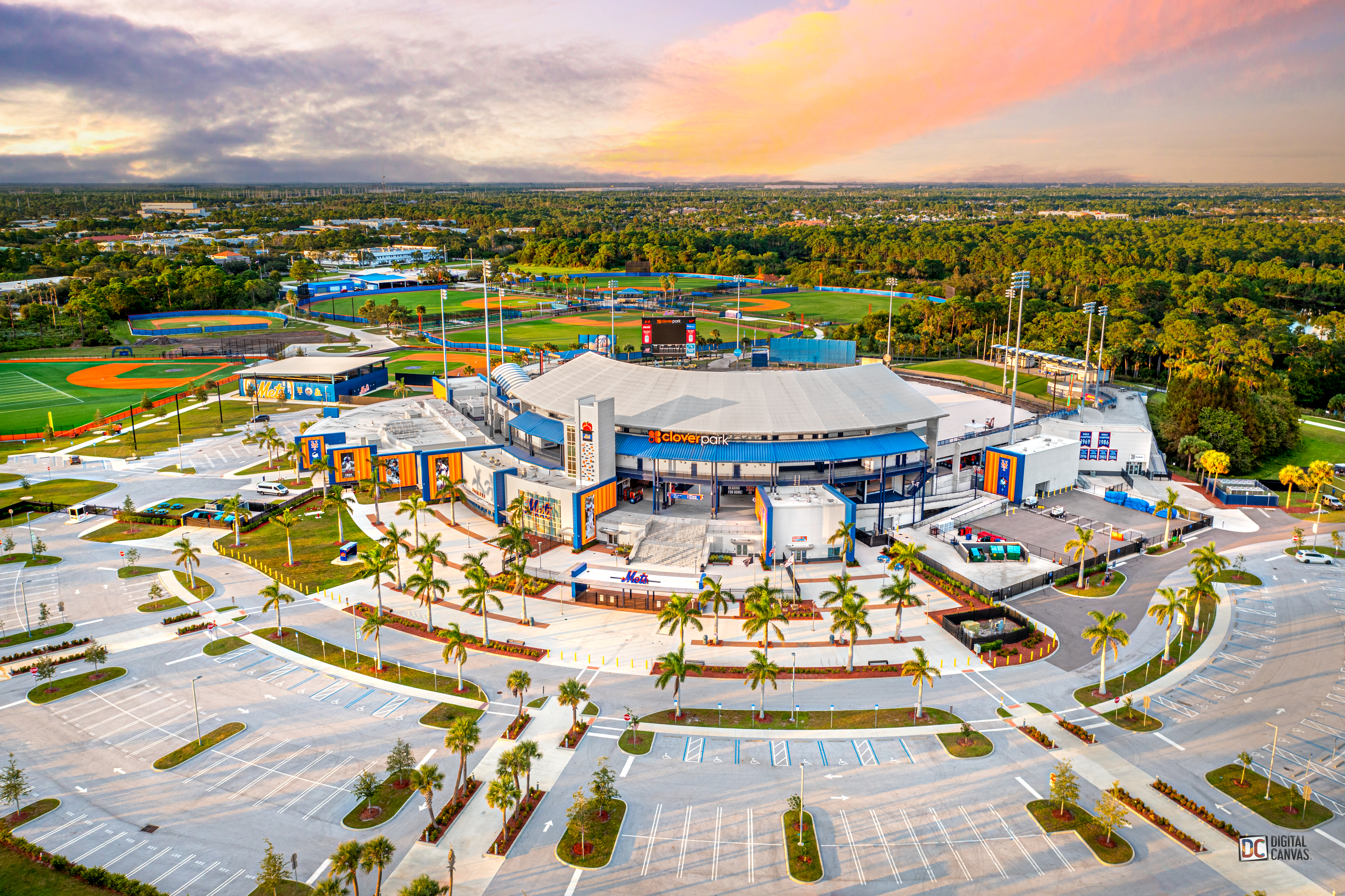 New York Mets spring training kicks off in Port St. Lucie 