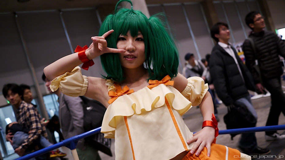 File:Cosplayer of Ranka Lee, Macross Frontier at Anime Contents Expo   - Wikimedia Commons