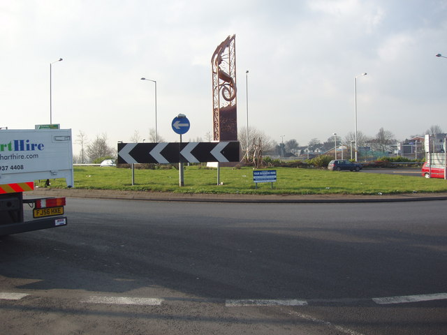 File:Dudley Town Centre Roundabout - geograph.org.uk - 332099.jpg -  Wikimedia Commons
