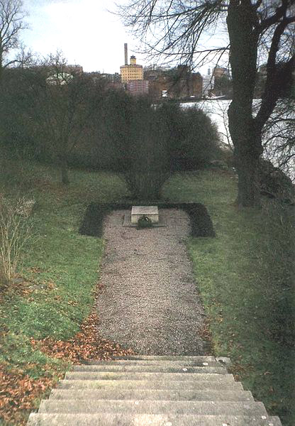 File:Eugen of Sweden grave 2007.jpg