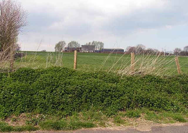 File:Field viewed from church - geograph.org.uk - 769315.jpg