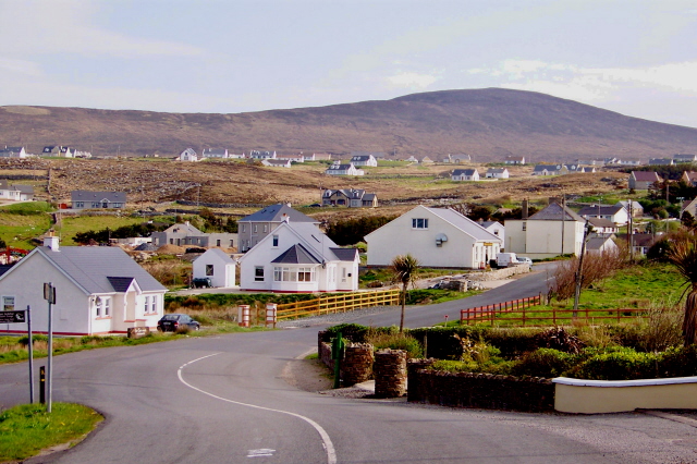 File:Glassagh - R257 north of Teac Jack's Hotel - geograph.org.uk - 1180037.jpg