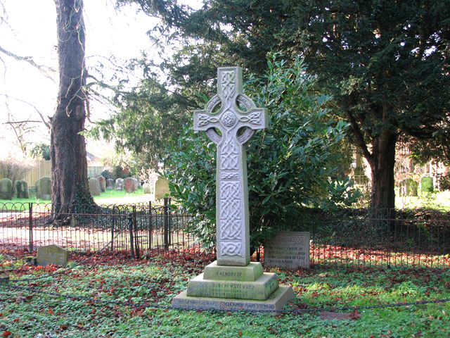 File:Grave in St Peter's churchyard - geograph.org.uk - 1606697.jpg