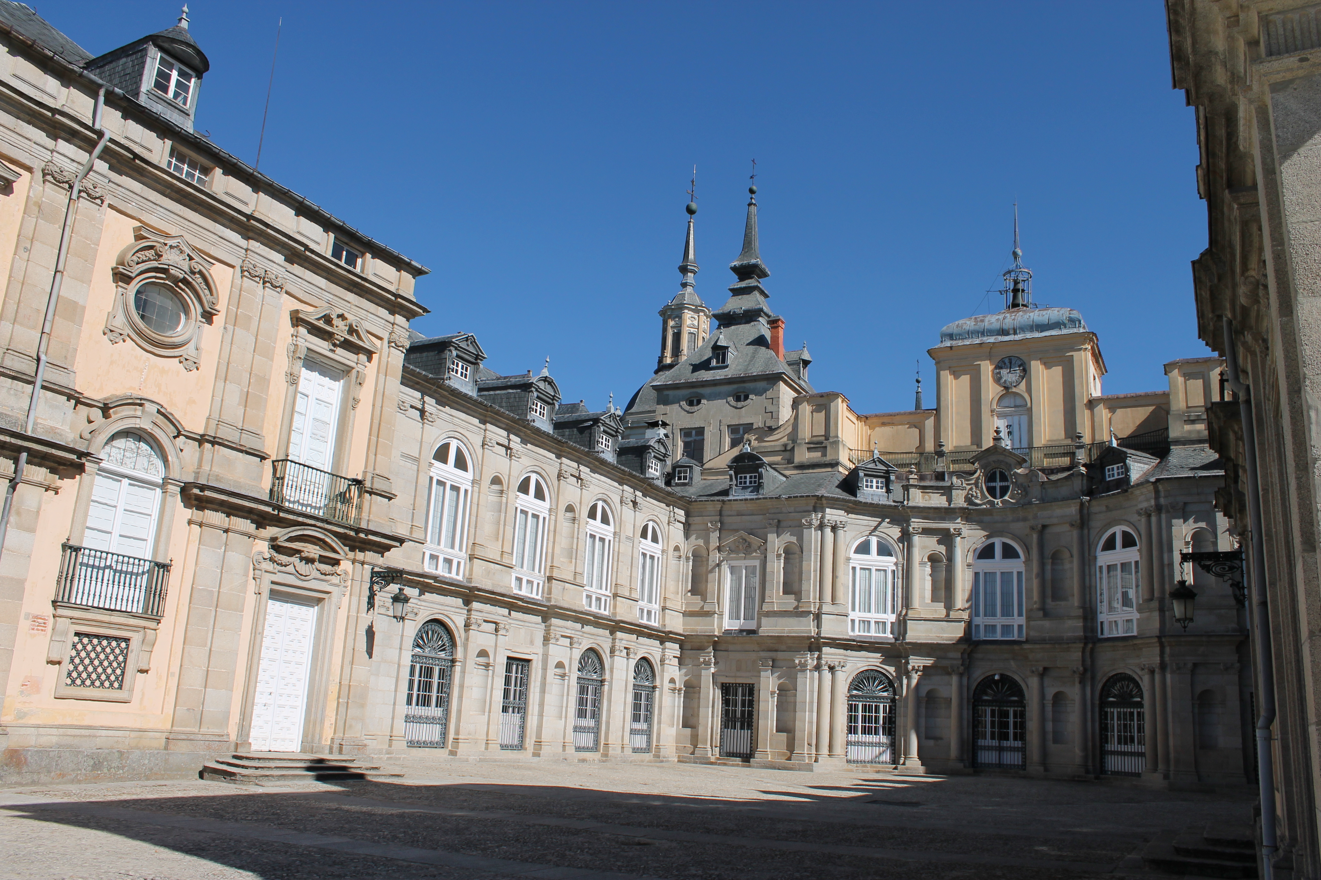 Dónde está la granja de san ildefonso