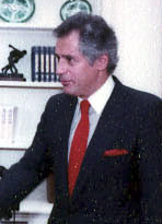 File:Lee Alexander.jpg