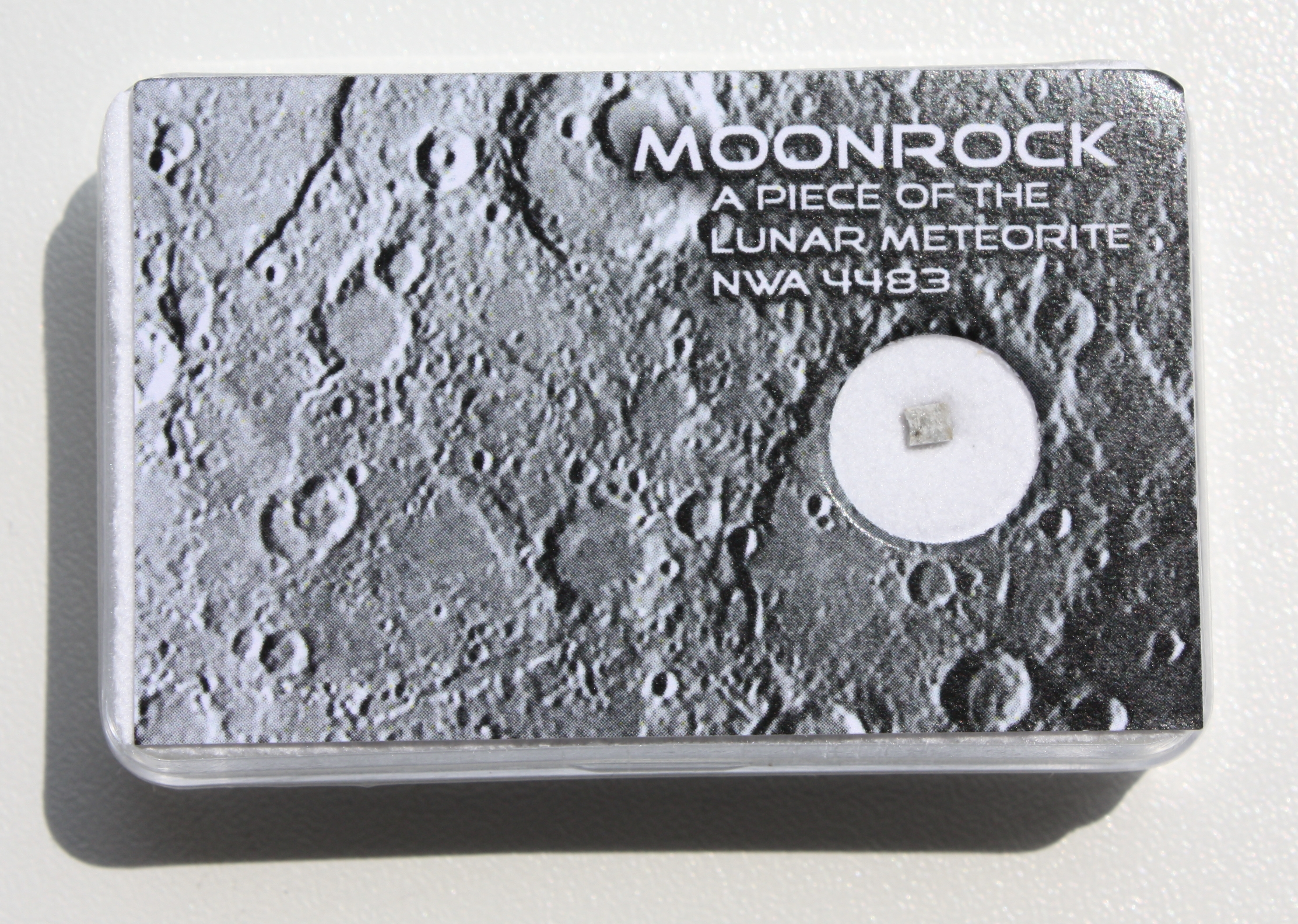 先着特典月隕石 NWA14540 Lunar メテオライト 月由来 隕石 1.7g コレクション
