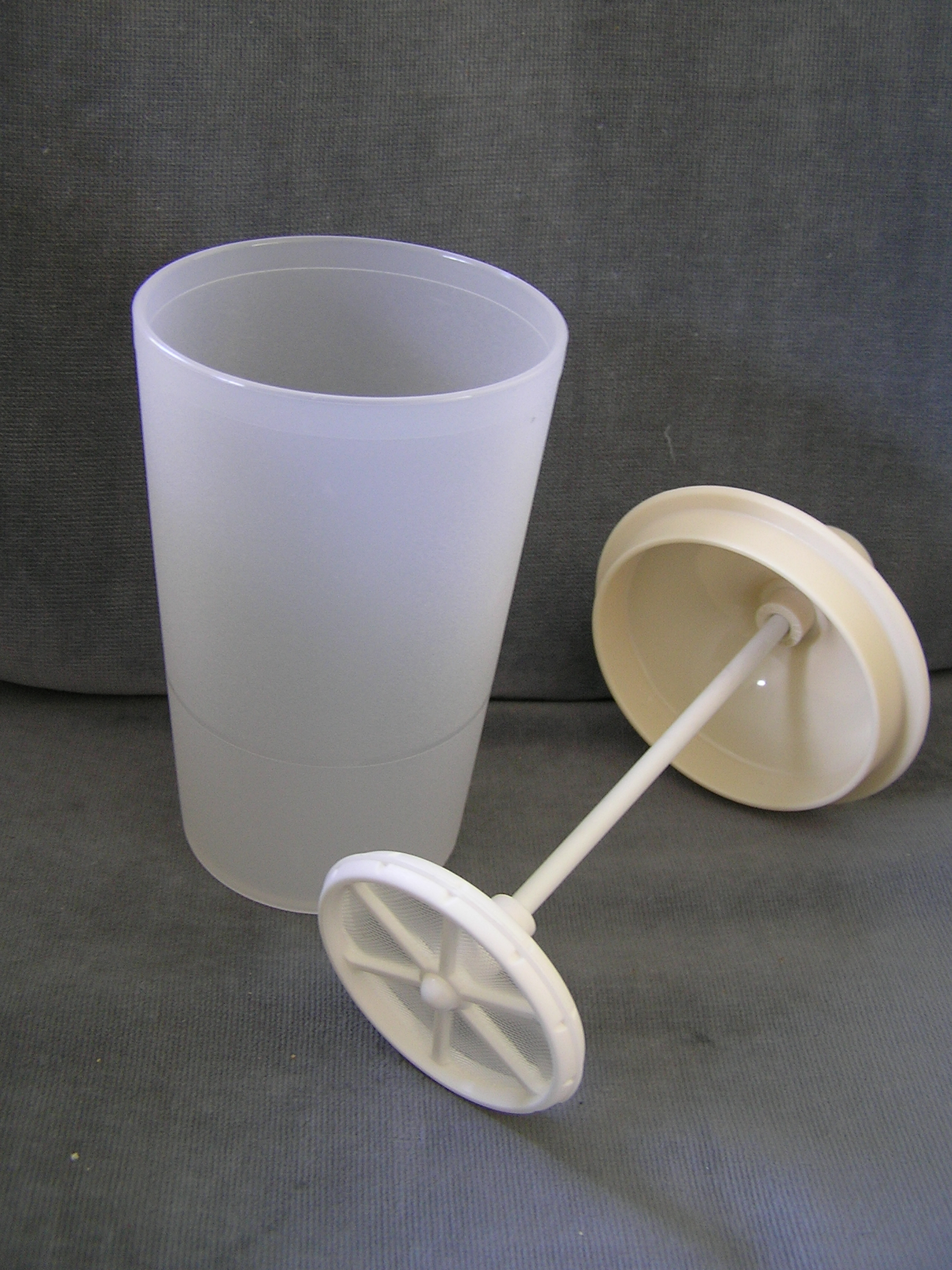 Disposable cup - Wikipedia