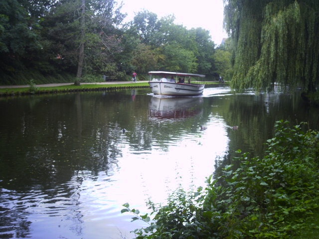 File:Odense River Boat.jpg