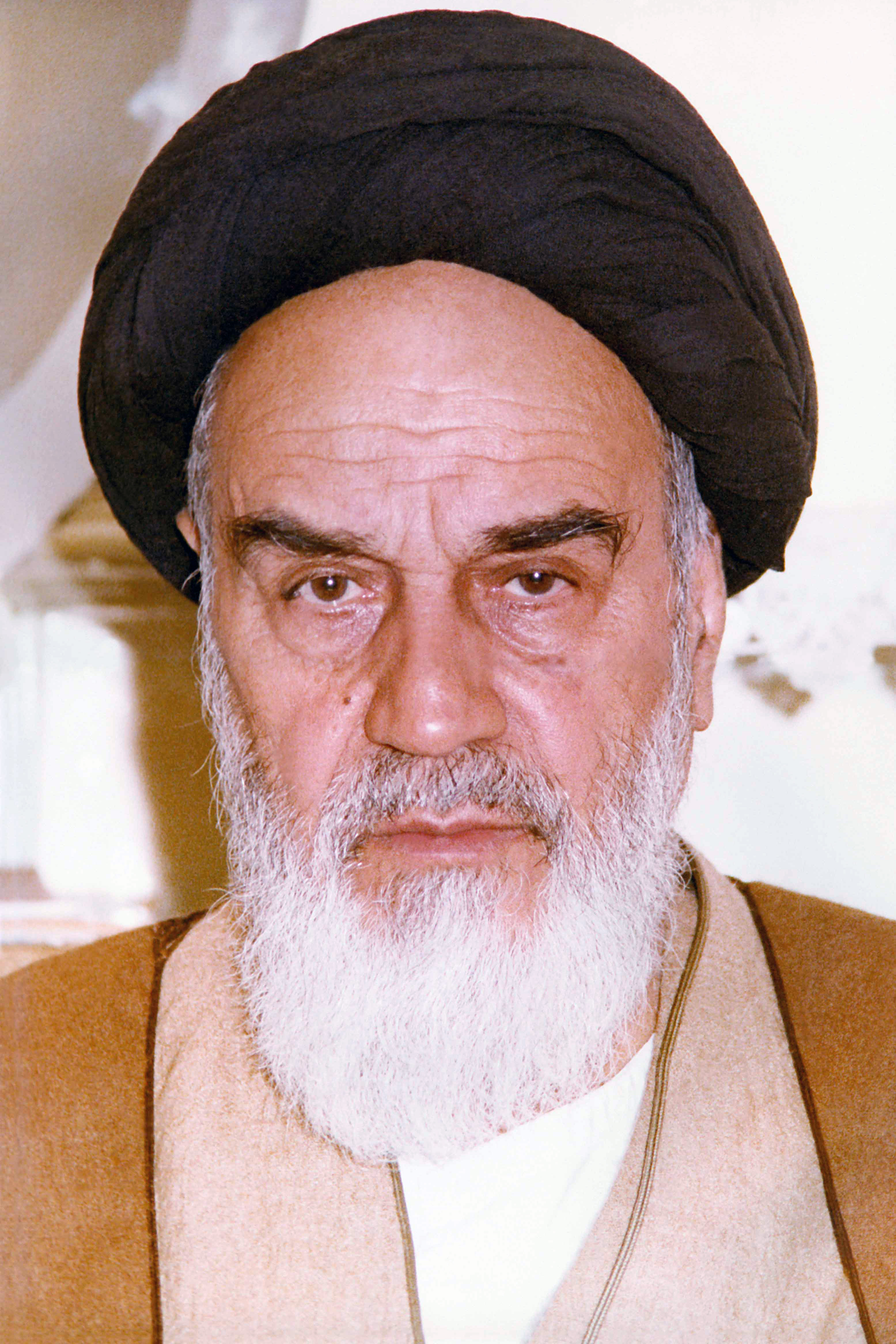 File:Ruhollah Khomeinii.jpg