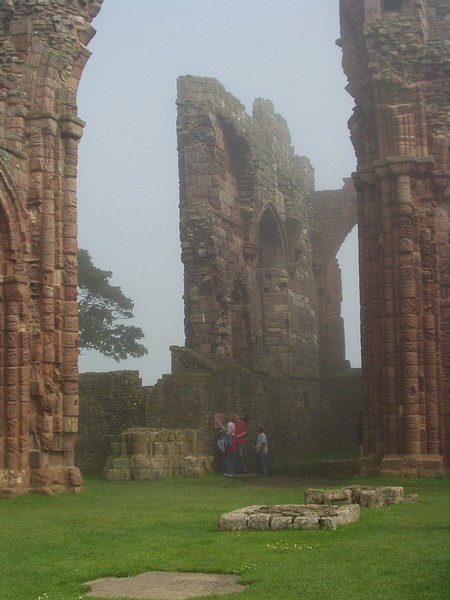 File:Ruins of Lindisfarne Priory - geograph.org.uk - 1239266.jpg