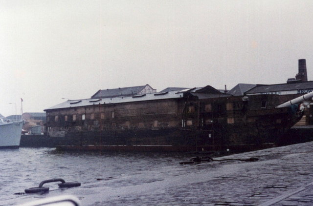 File:The Frigate, "Unicorn" during a major external restoration exercise - geograph.org.uk - 2812714.jpg