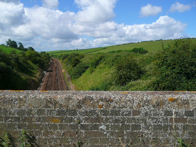 File:The railway line to Exeter - geograph.org.uk - 497971.jpg