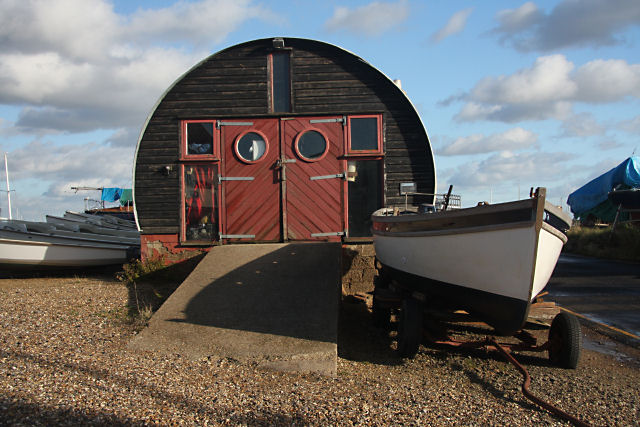 File:Tollesbury boatshed - geograph.org.uk - 1044328.jpg