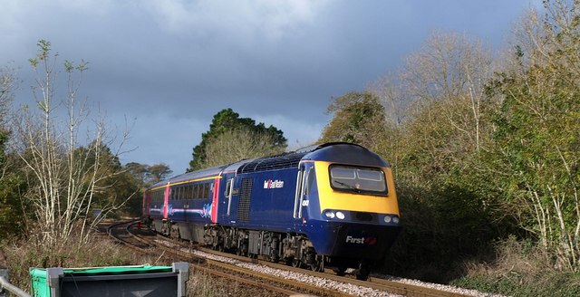 File:Train near Venton - geograph.org.uk - 1575351.jpg