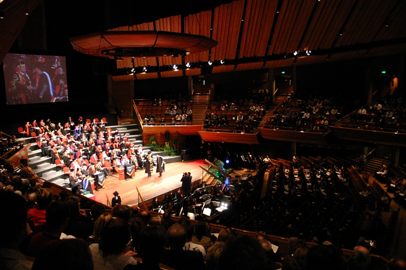 File:VUWGraduation.jpg