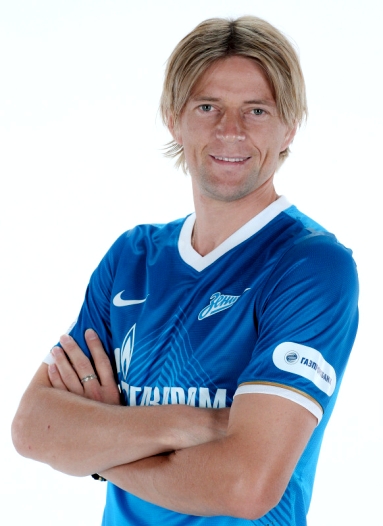 File:Zenit soccerman (8).jpg