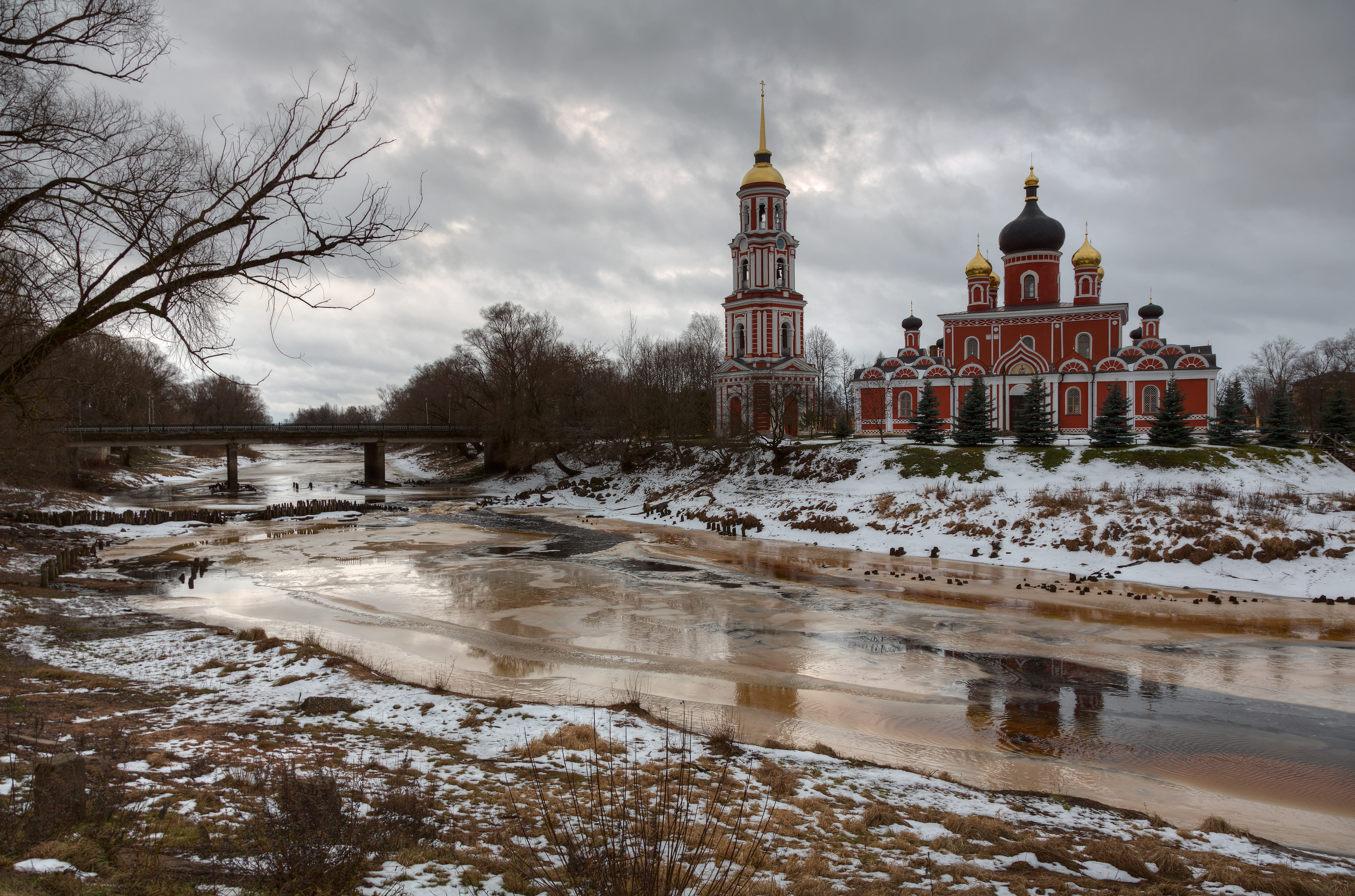 Воскресенский собор в старой руссе