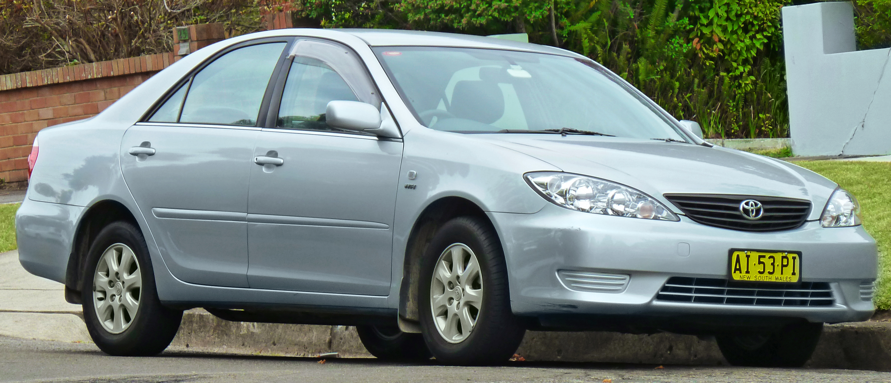 2005 toyota camry le sedan reviews #7