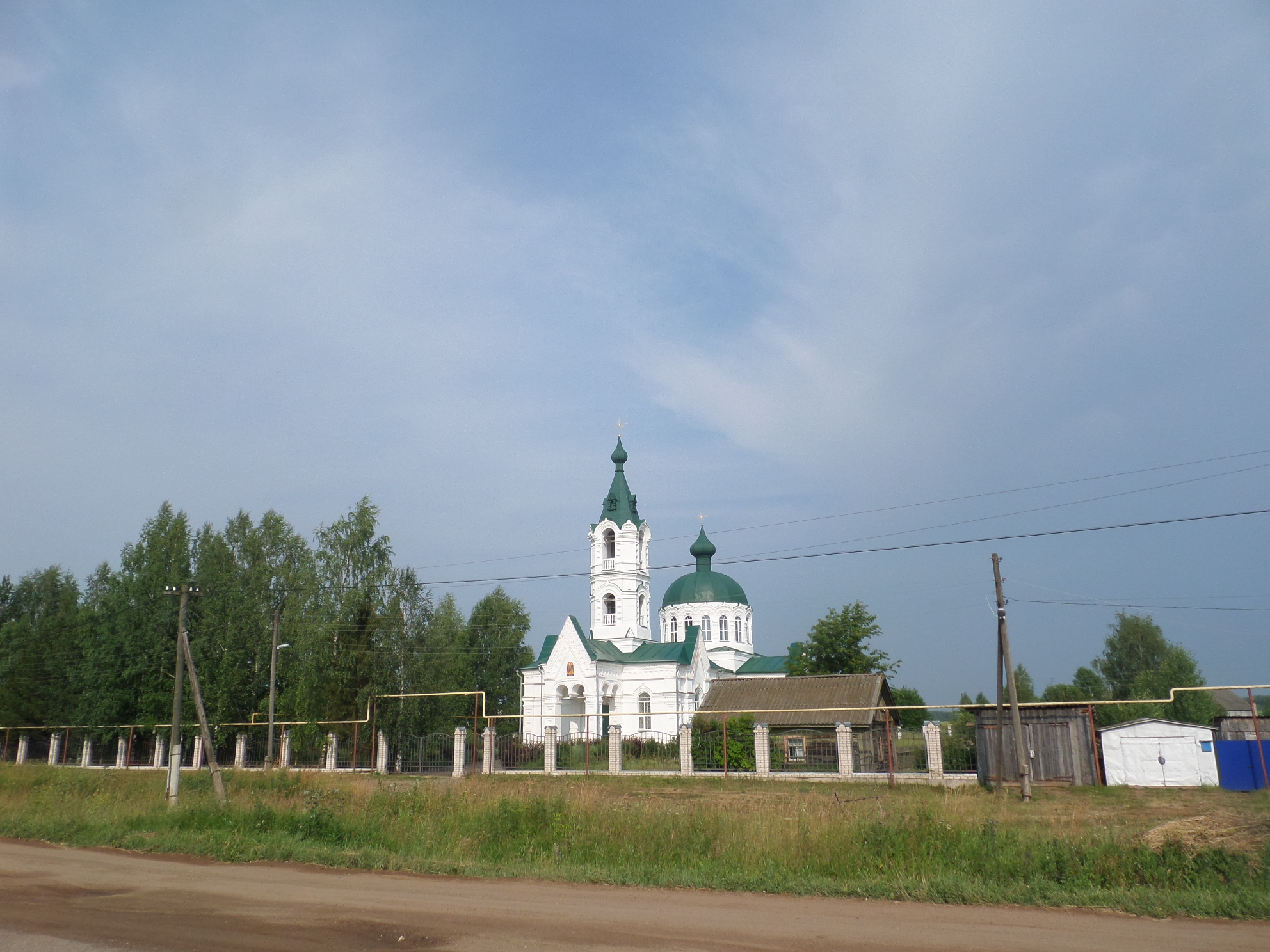 Вохтога храм архангела. Загорново храм Архангела. Церковь Архангела Шалинское. Село Чудиново Кировская область. Деревня Видякино Кировская область.