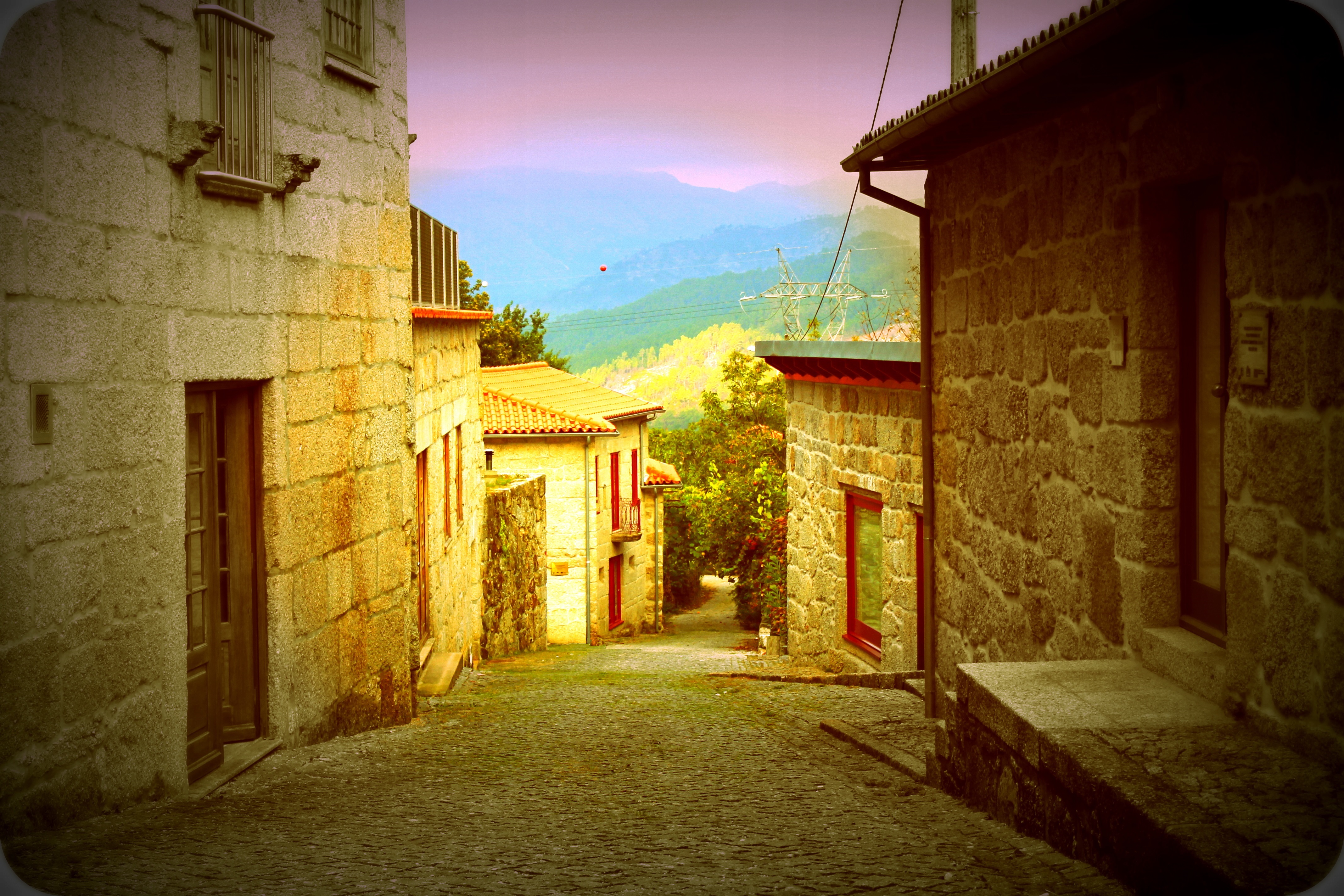 File:Aldeia de Louredo-Gerês.JPG - Wikimedia Commons