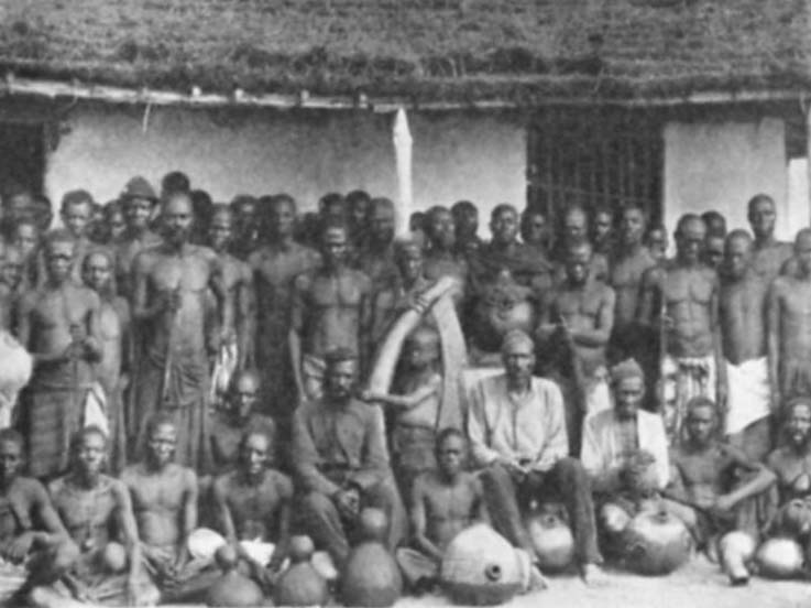 File:1933 Campeonato de Portugal and 1984 Segunda Divisão Trophies at Museu  Manuel Bulhosa.jpg - Wikimedia Commons