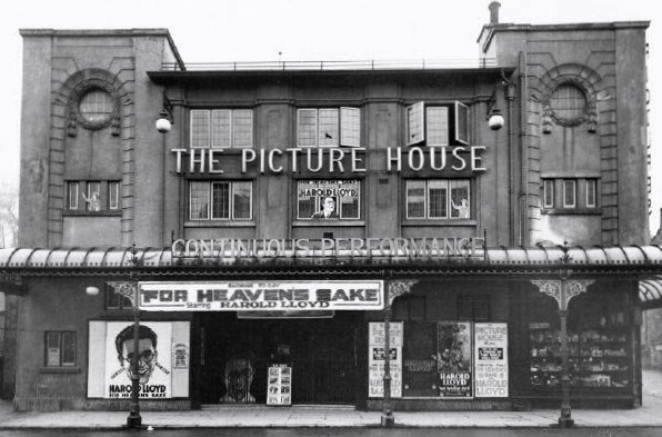 File:Buxton Picture House in 1920s.jpg