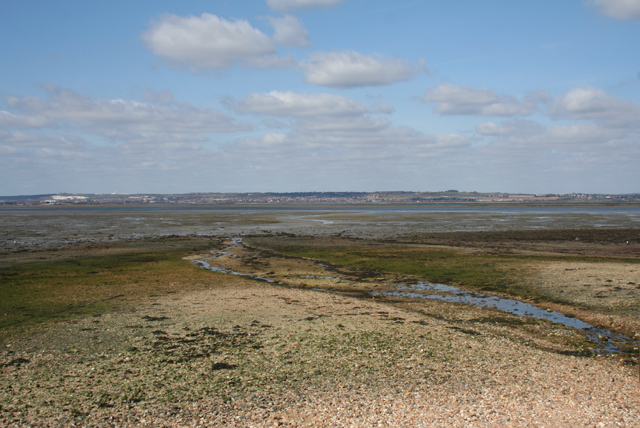 File:Channel through pebble bank on Langstone foreshore - geograph.org.uk - 1227510.jpg