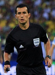 File:Enrique Osses (26 June 2013, Brazil-Uruguay).jpg