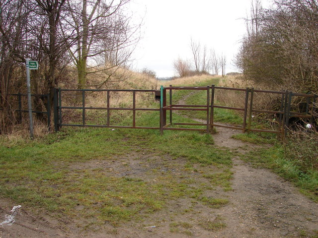 File:Entry Point to Humberhead Peatlands National Nature Reserve - geograph.org.uk - 645031.jpg