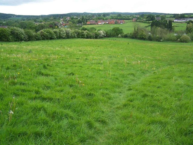 File:Footpath To Longdon - geograph.org.uk - 437918.jpg