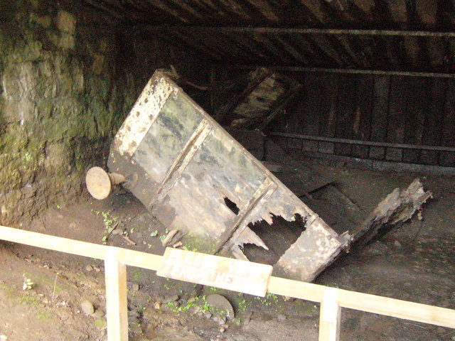 File:High Peak Trail Catchpit - geograph.org.uk - 316969.jpg