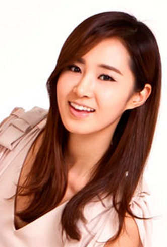 File:Kwon yuri, lg 3D tv, snsd.jpg