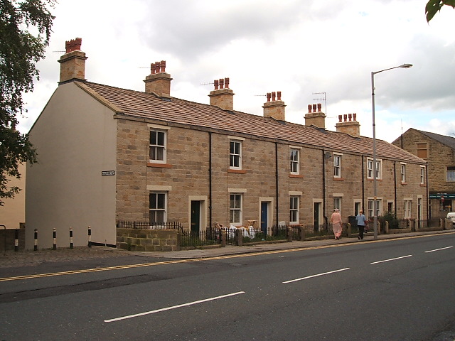 File:Manchester Road Houses, Nelson - geograph.org.uk - 1526814.jpg