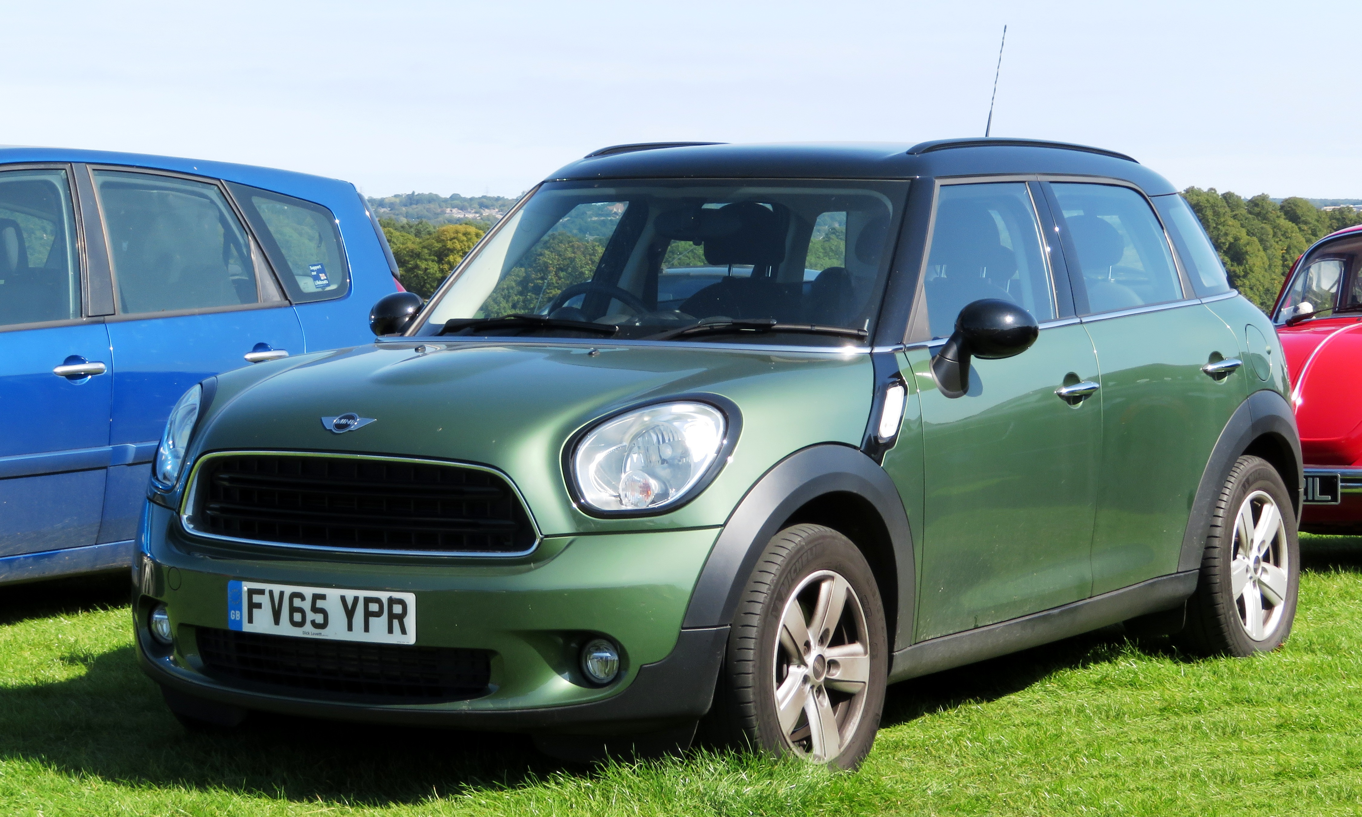 File:Mini Countryman Diesel R60 registered September 2015 1995cc.jpg -  Wikimedia Commons