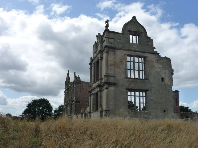 File:Moreton Corbet Castle - geograph.org.uk - 1500040.jpg