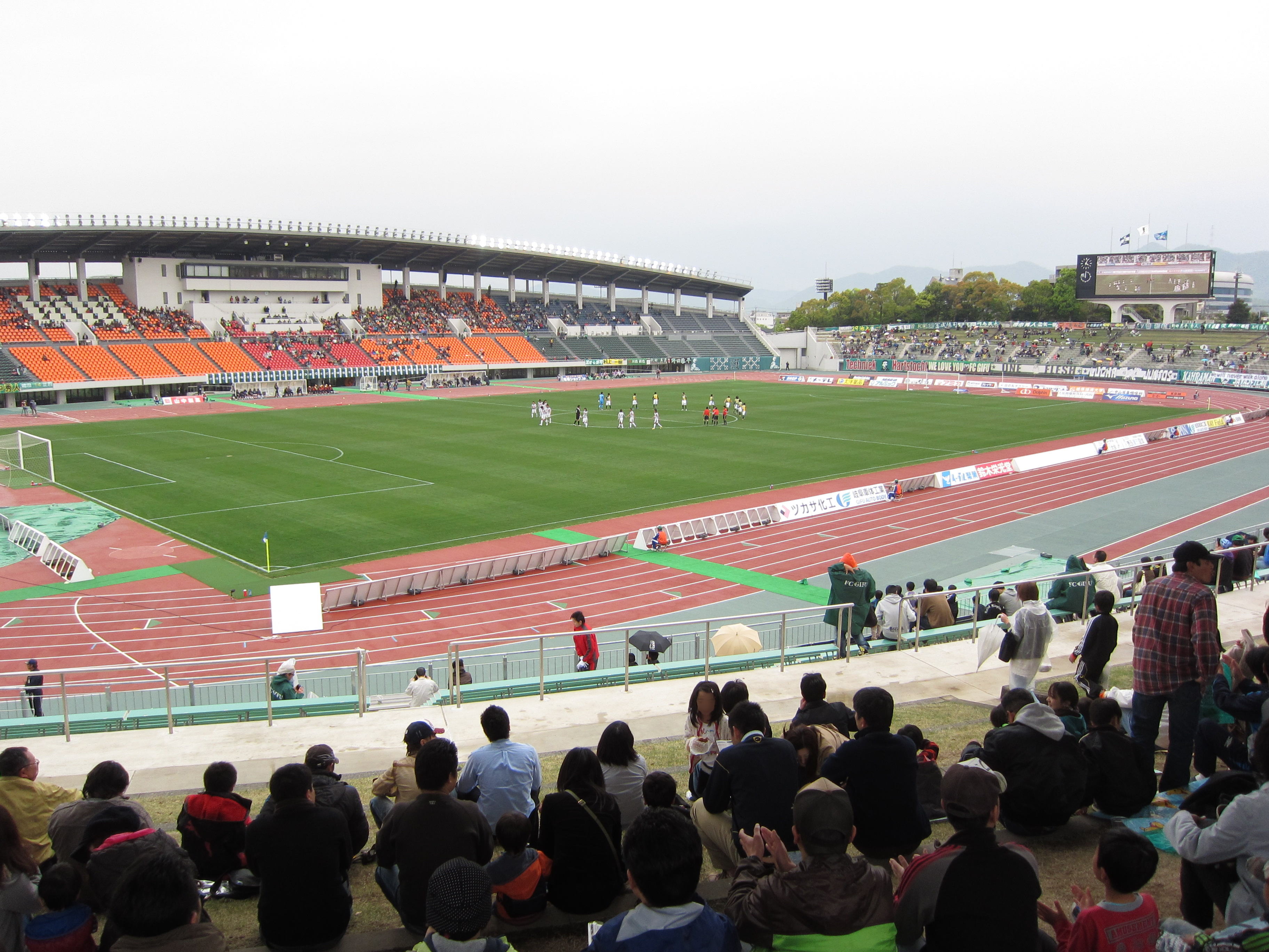 Nagaragawa_Stadium_5.JPG