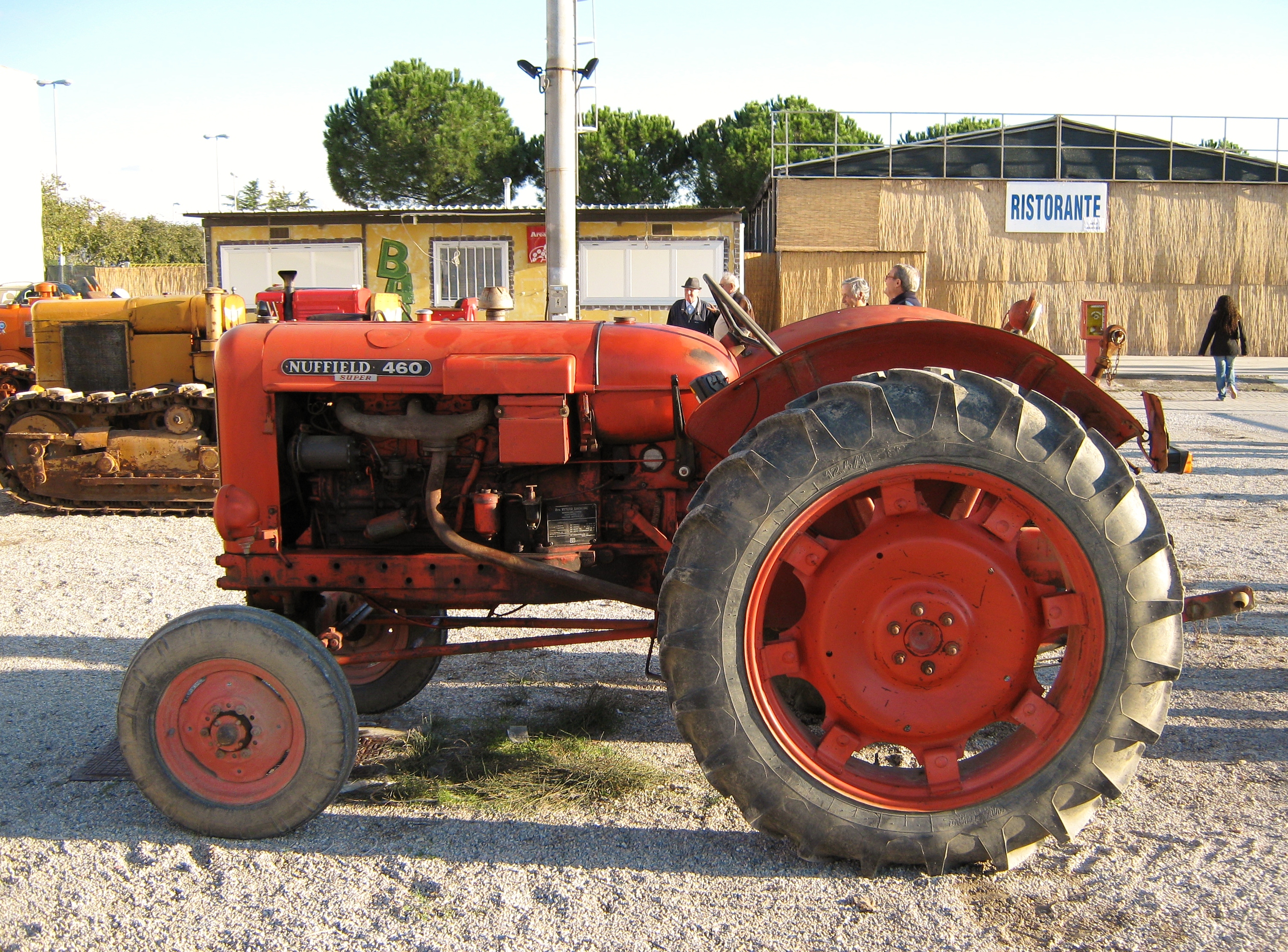 Nuffield 460 Tractor Drivers Manual