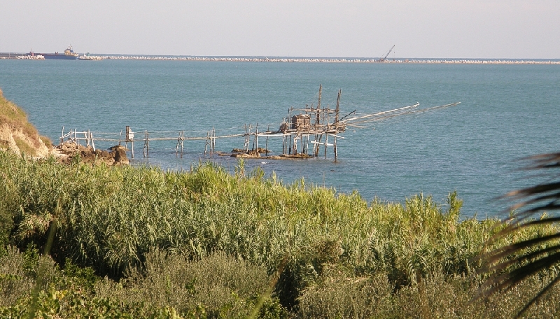 File:Ortona Trabucco 06 (RaBoe).jpg