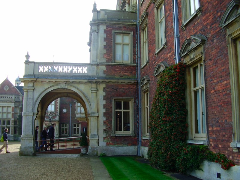 File:Sandringham House.jpg