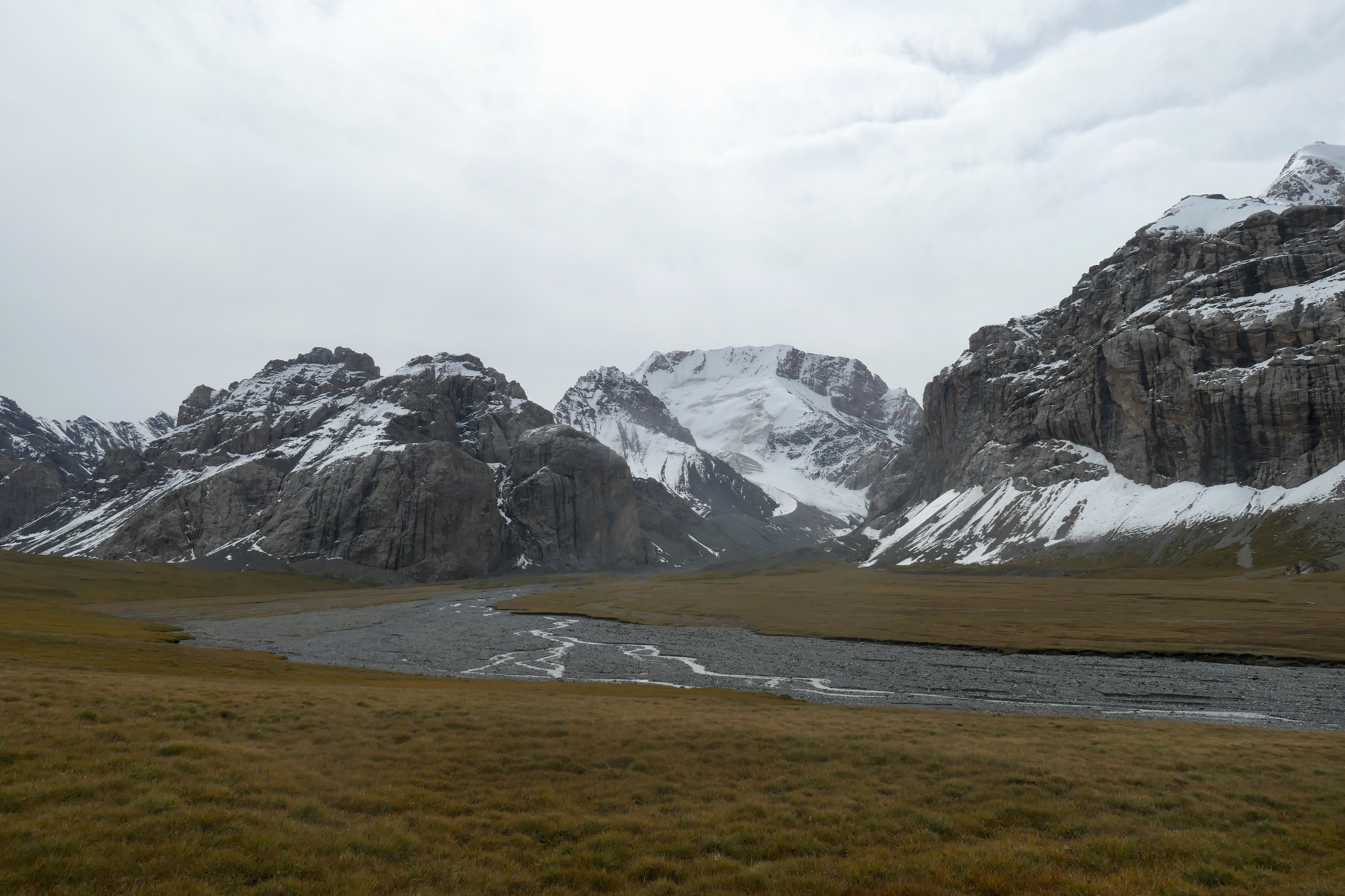 Ала ТОО гора Kyrgyzstan Дискавери