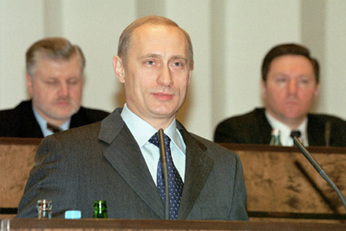 File:Vladimir Putin 5 December 2001-3.jpg