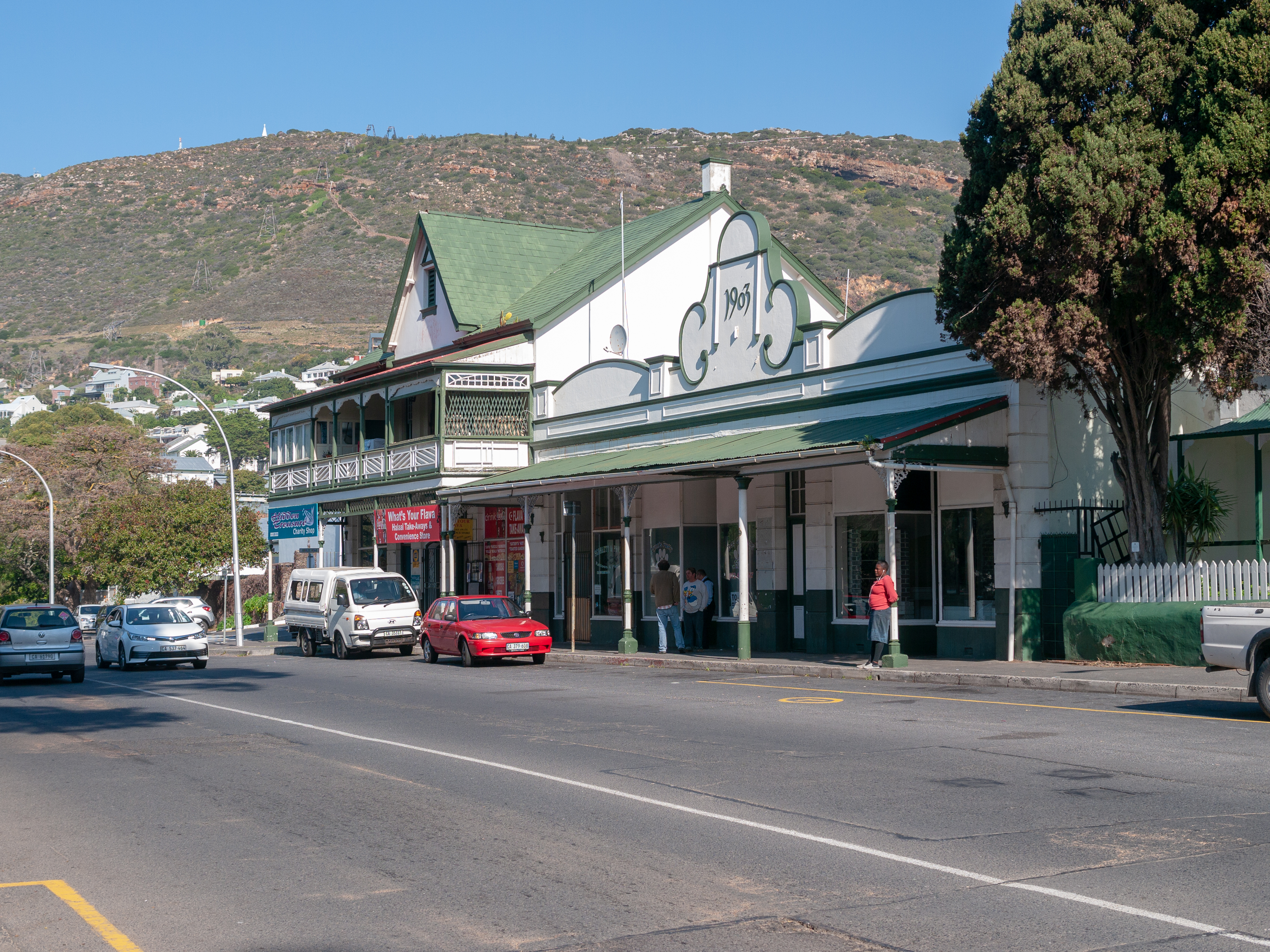 Simons Town Кейптаун. Simons Town Cape Town. Simons Town Cape Town флаг.