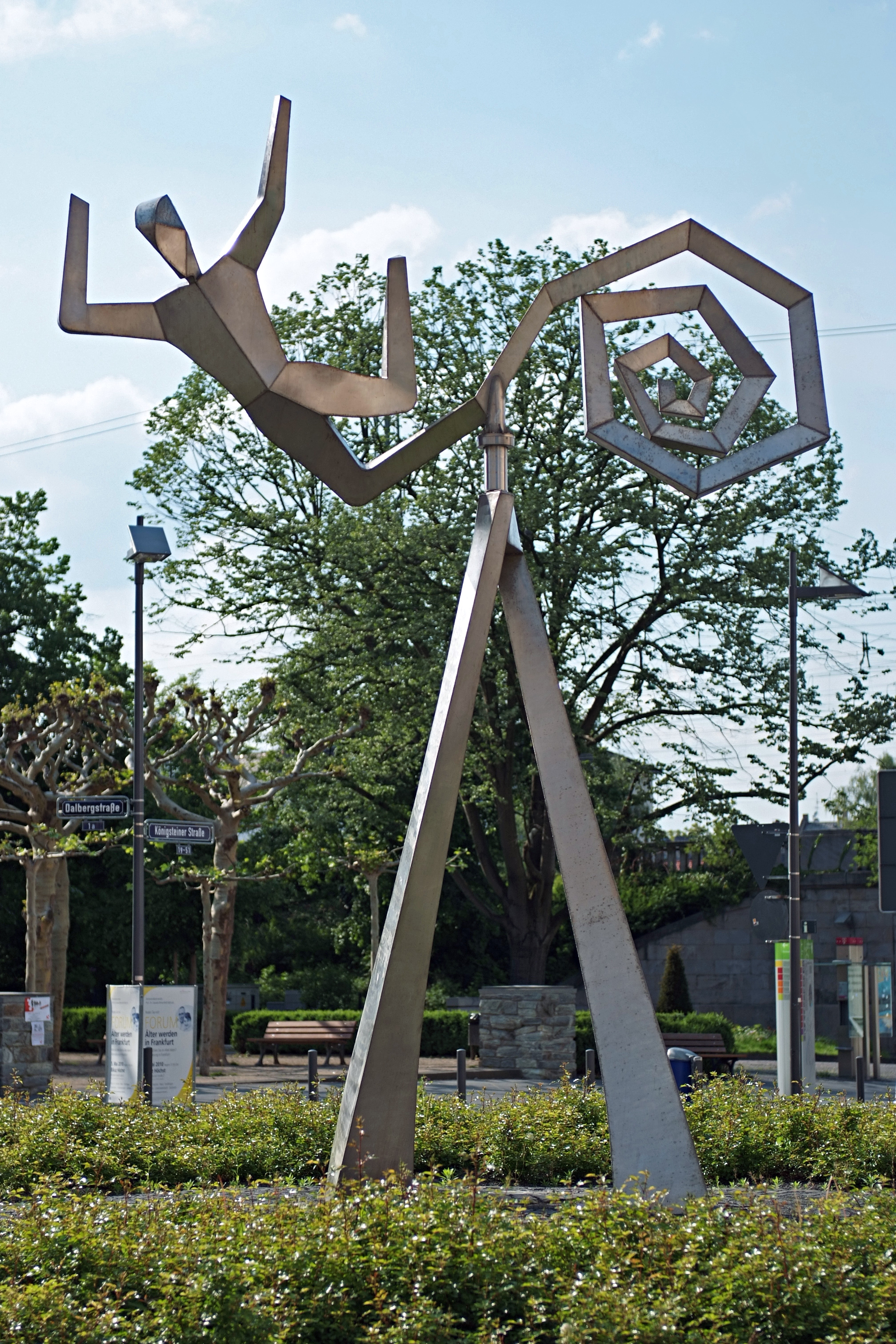 Stahlskulptur Windsbraut von E. R. Nele am Dalbergplatz